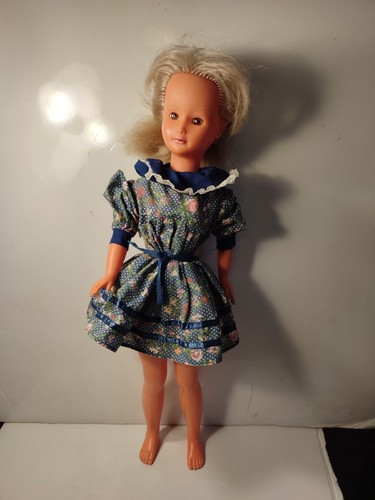 Poupee dolly gege gégé mc5 - poupee,